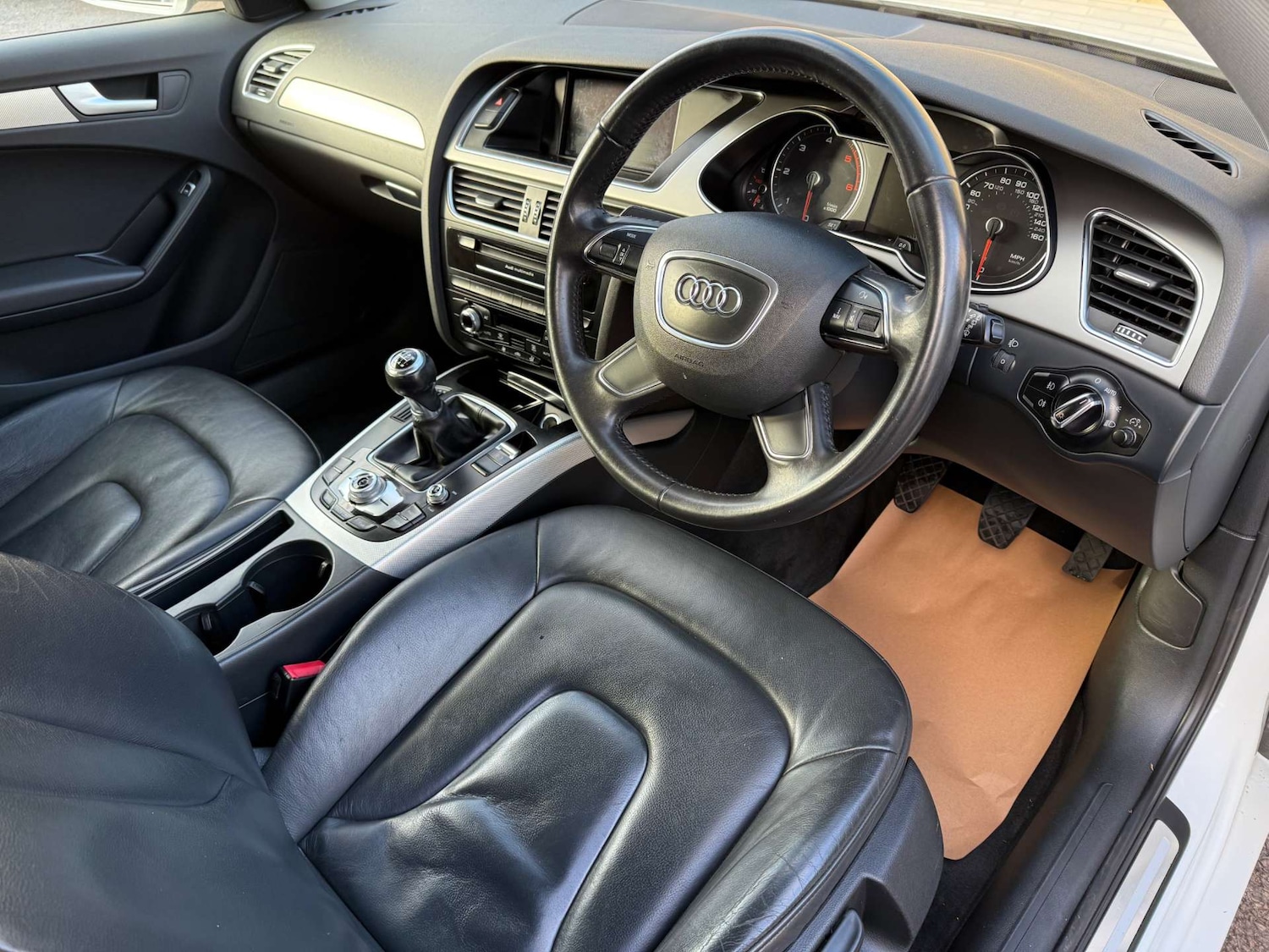 Used Audi A4 2014 for sale - 77172474: Photo 5