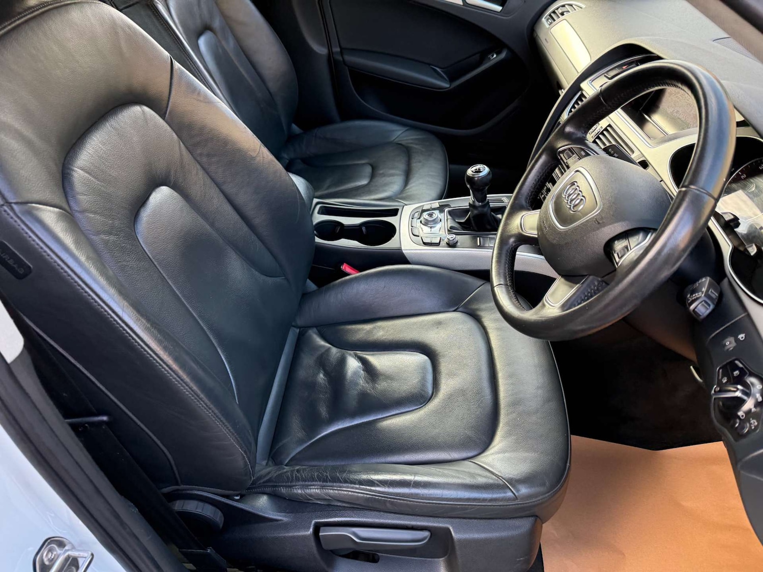 Used Audi A4 2014 for sale - 77172474: Photo 9