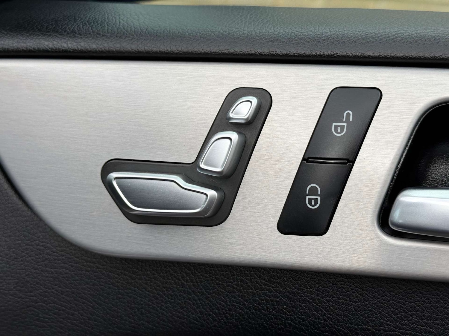 Vehicle 48