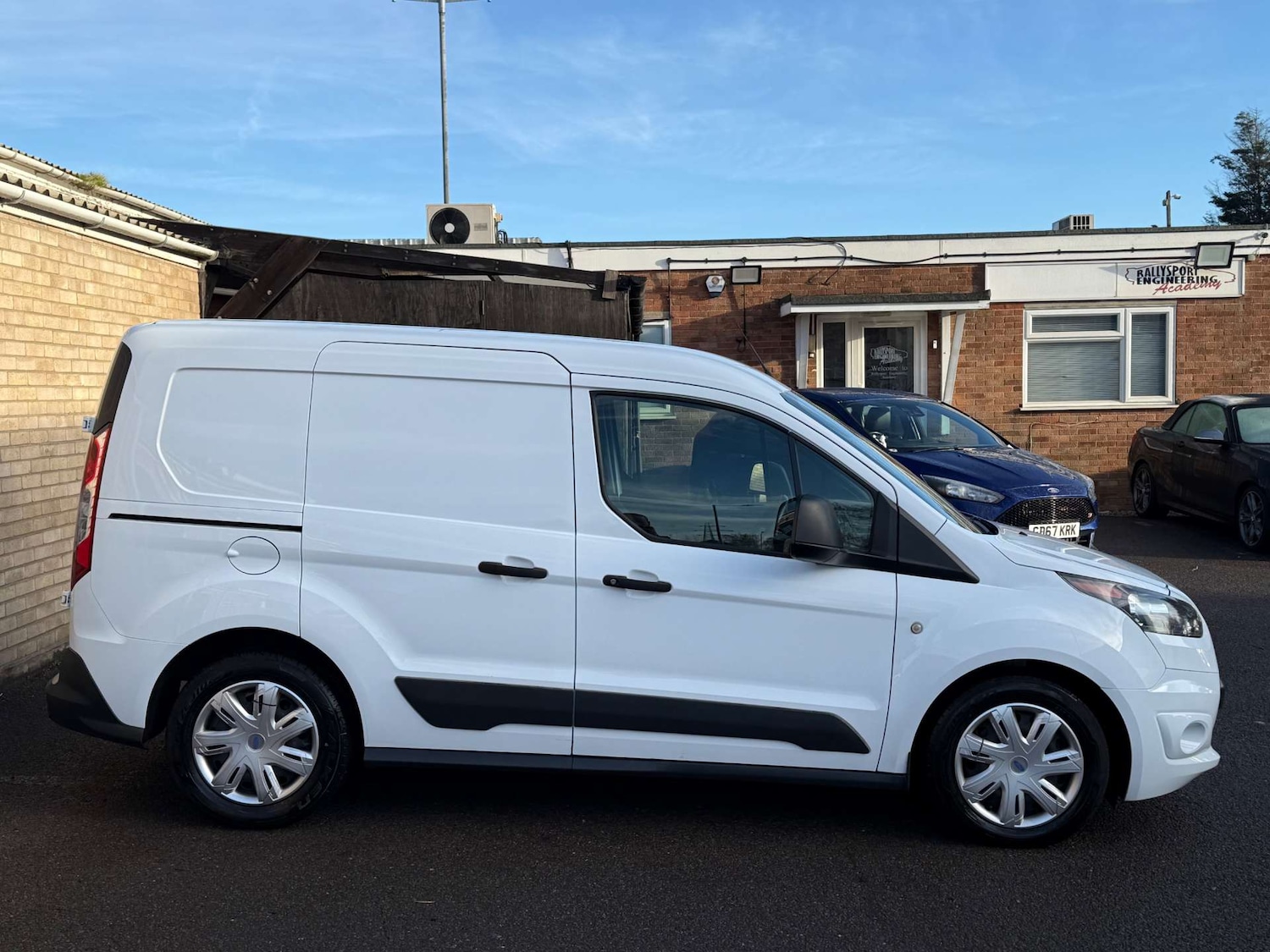 Used Ford Transit Connect 2018 for sale - 76834640: Photo 17