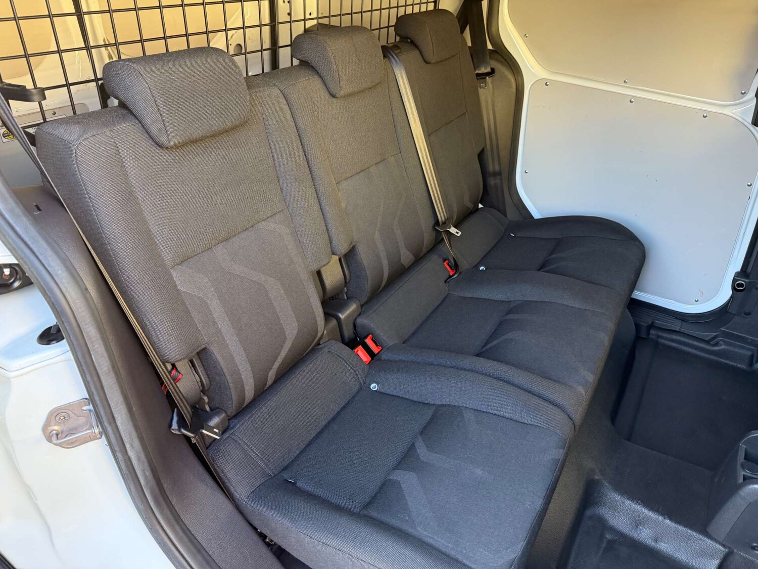 Used Ford Transit Connect 2018 for sale - 76834640: Photo 30