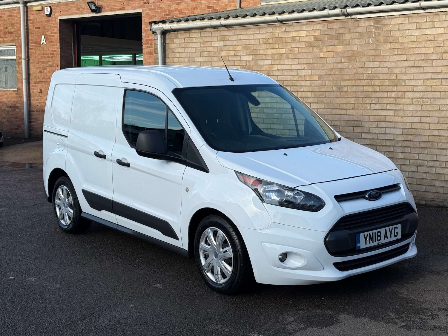Used Ford Transit Connect 2018 for sale - 76834640: Photo 4