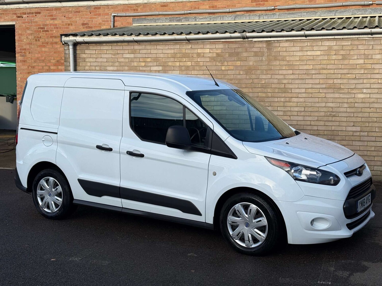 Used Ford Transit Connect 2018 for sale - 76834640: Photo 8
