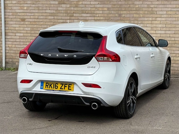 Used Volvo V40 2016 for sale - 76275284: Photo 17