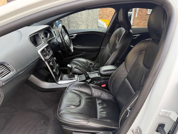 Used Volvo V40 2016 for sale - 76275284: Photo 19