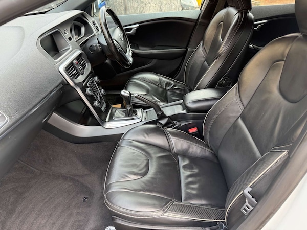 Used Volvo V40 2016 for sale - 76275284: Photo 21