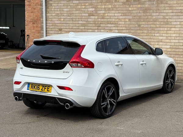 Used Volvo V40 2016 for sale - 76275284: Photo 34