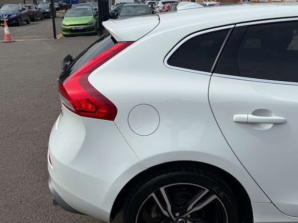 Used Volvo V40 2016 for sale - 76275284: Photo 69