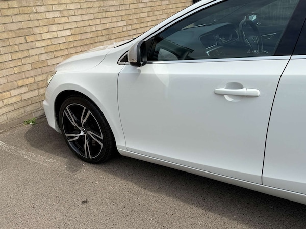 Used Volvo V40 2016 for sale - 76275284: Photo 76
