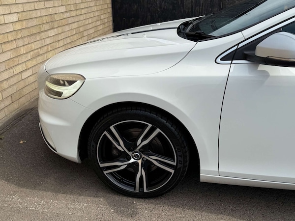 Used Volvo V40 2016 for sale - 76275284: Photo 78