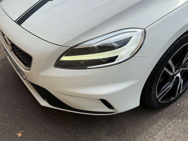 Used Volvo V40 2016 for sale - 76275284: Photo 80
