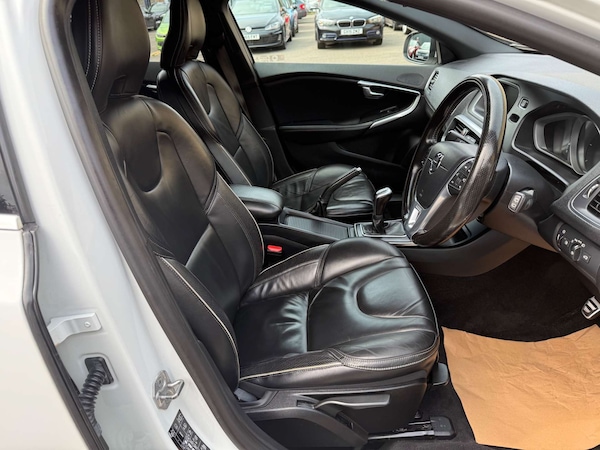 Used Volvo V40 2016 for sale - 76275284: Photo 9