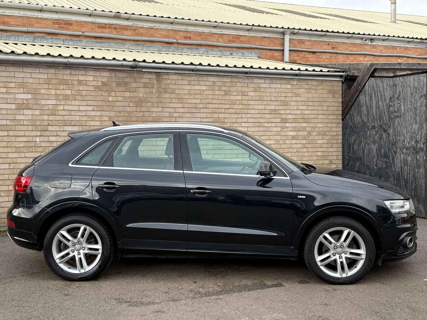 Used Audi Q3 2013 for sale - 76453818: Photo 24