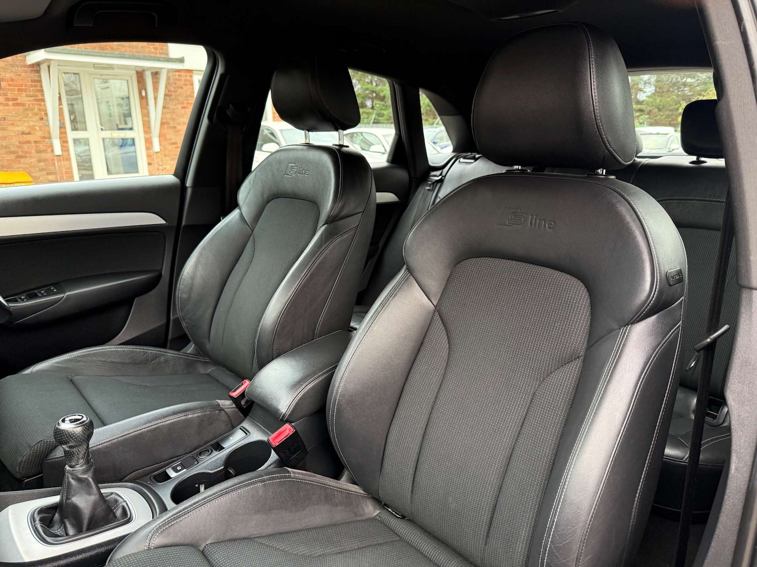 Used Audi Q3 2013 for sale - 76453818: Photo 27