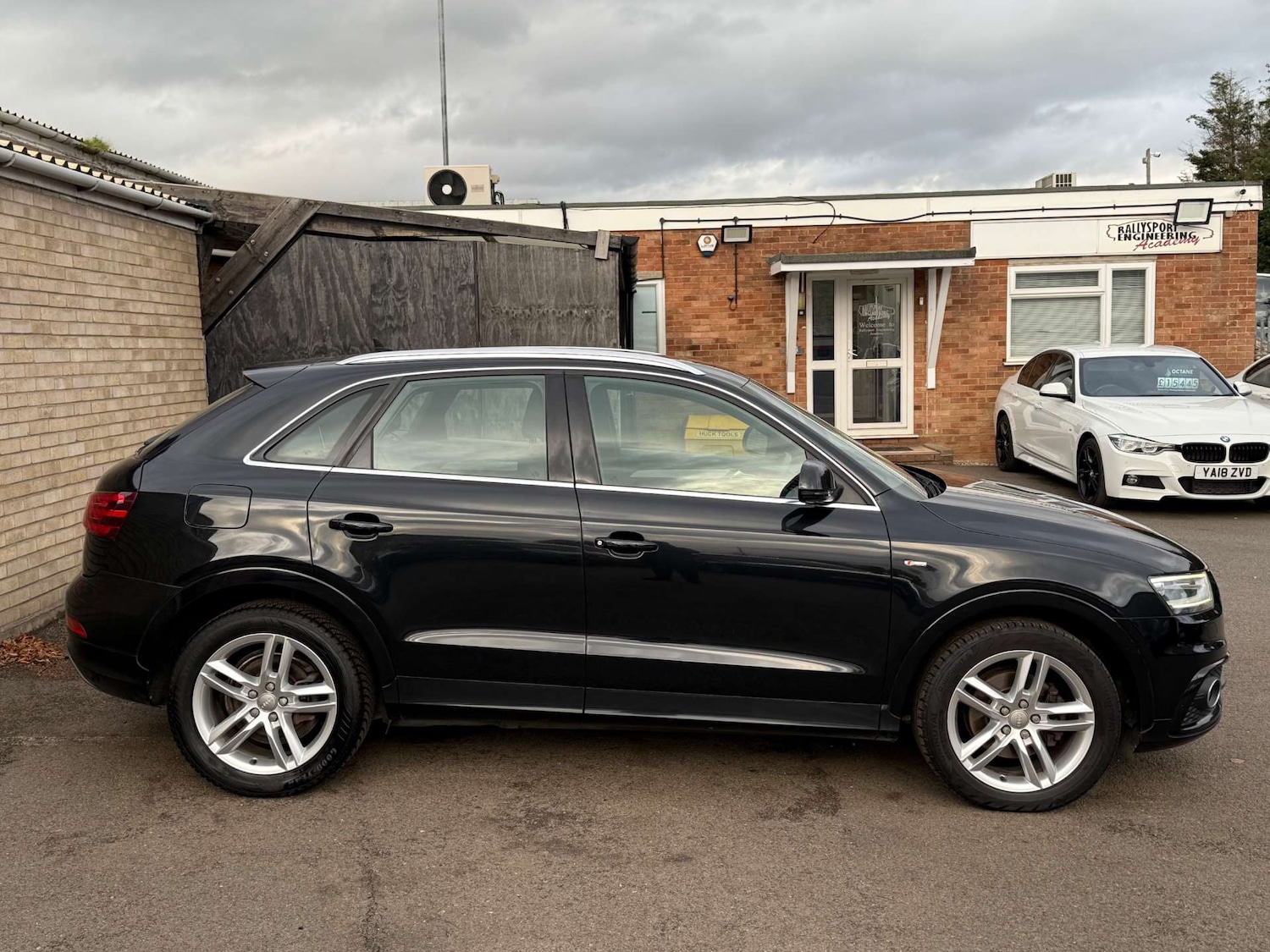 Used Audi Q3 2013 for sale - 76453818: Photo 35