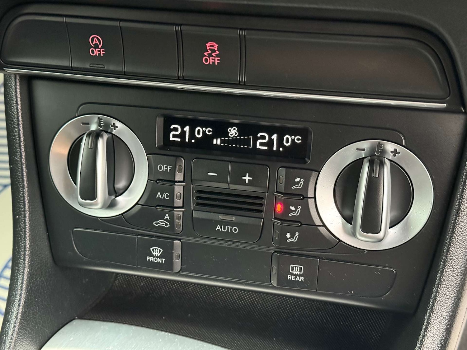 Used Audi Q3 2013 for sale - 76453818: Photo 53