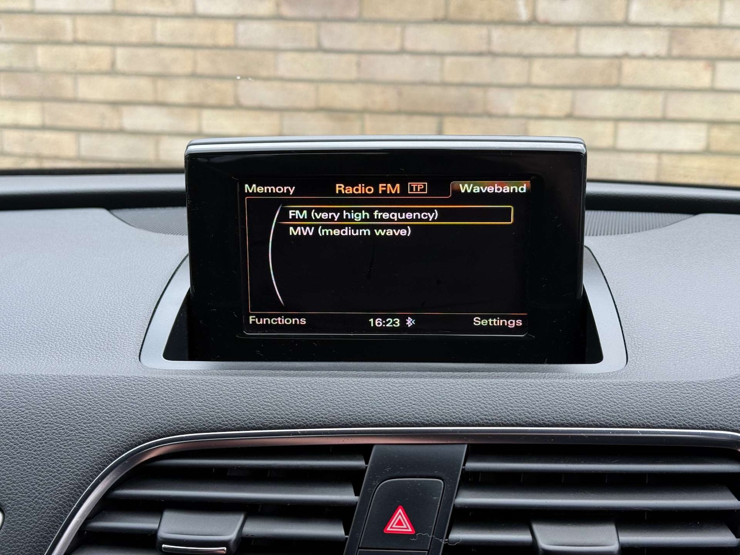 Used Audi Q3 2013 for sale - 76453818: Photo 58