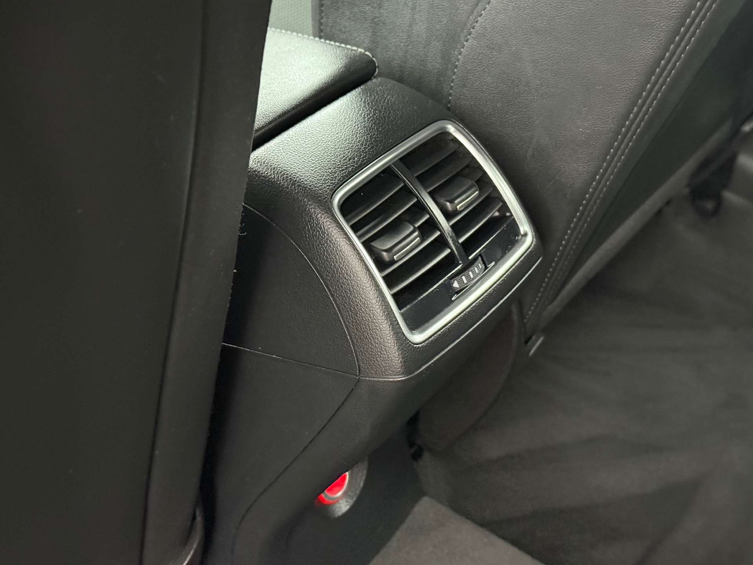 Used Audi Q3 2013 for sale - 76453818: Photo 61