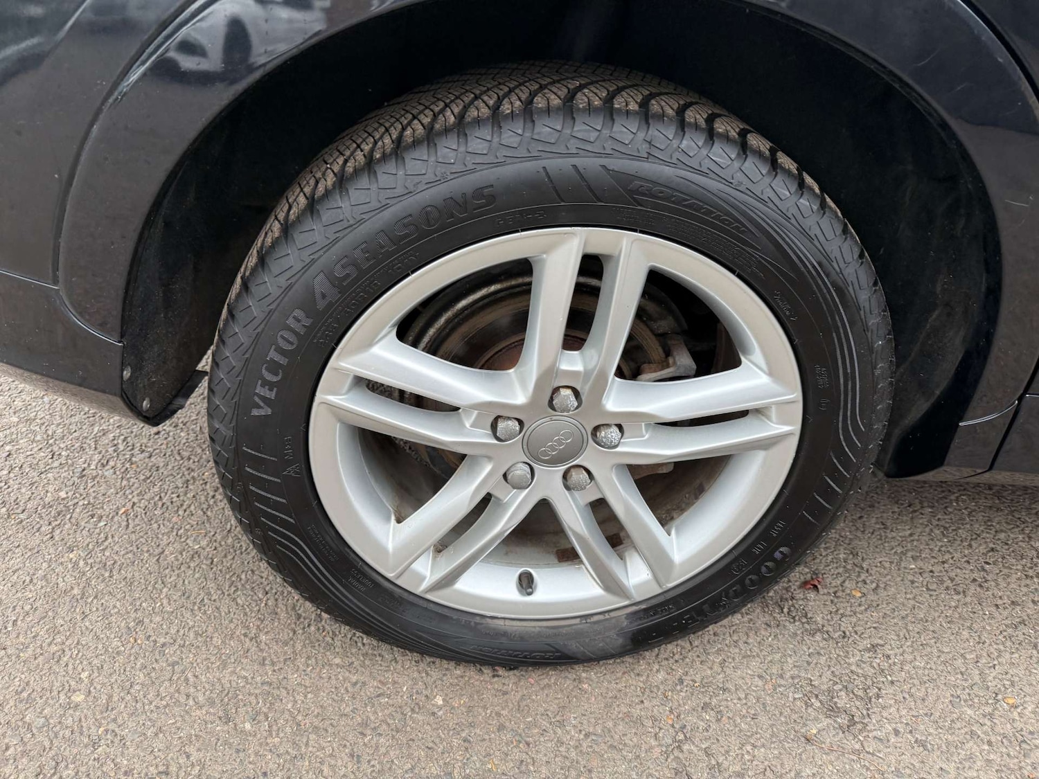 Used Audi Q3 2013 for sale - 76453818: Photo 78