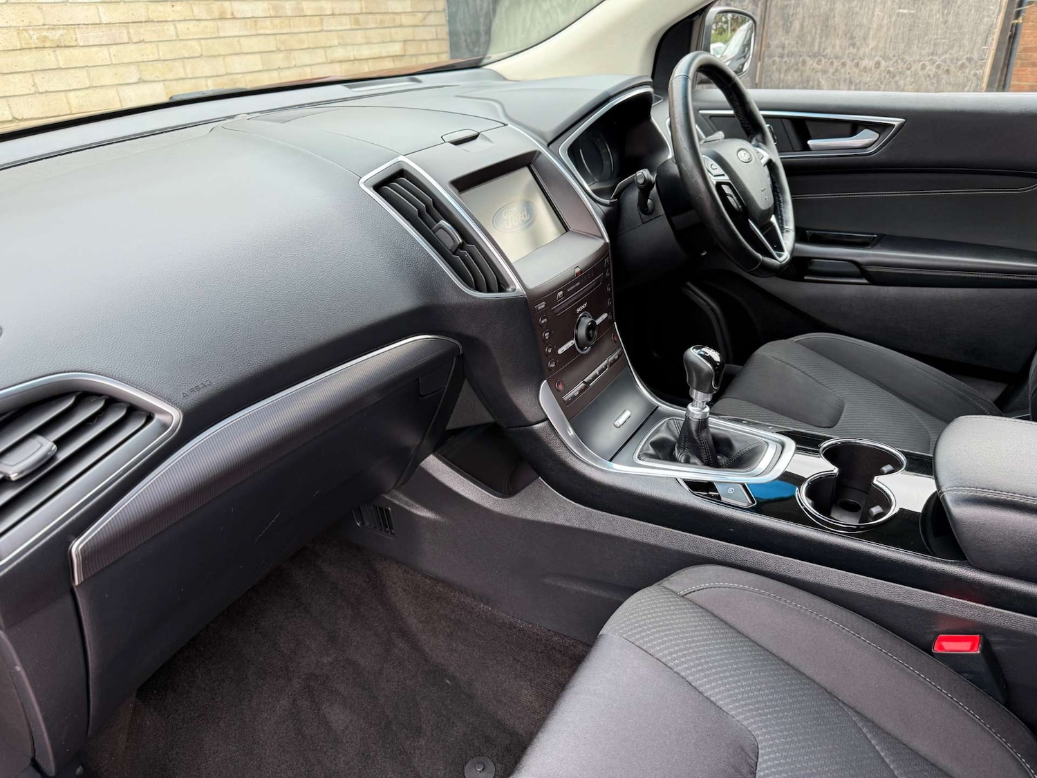 Used Ford Edge 2017 for sale - 76301969: Photo 3