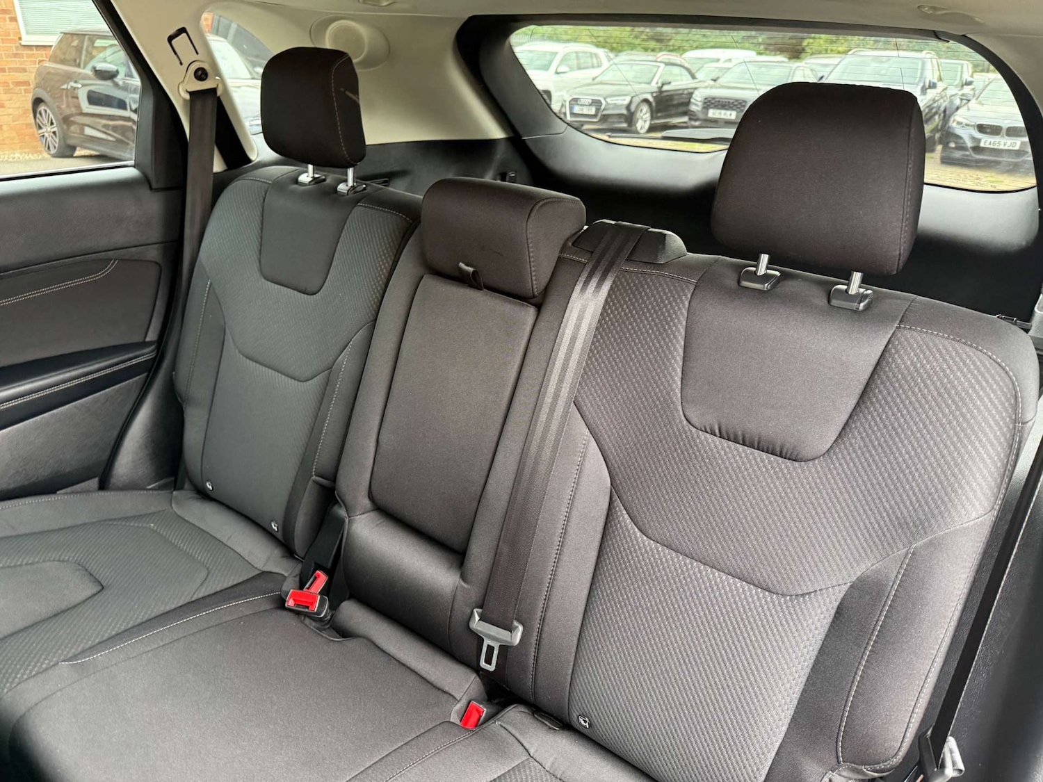 Used Ford Edge 2017 for sale - 76301969: Photo 30