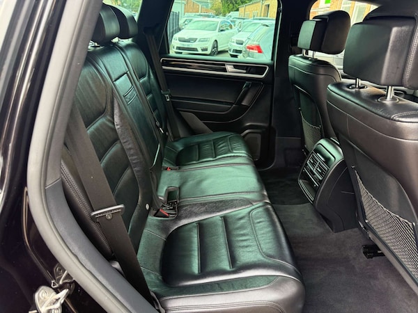 Used Volkswagen Touareg 2018 for sale - 76089433: Photo 30