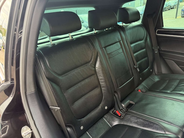 Used Volkswagen Touareg 2018 for sale - 76089433: Photo 31