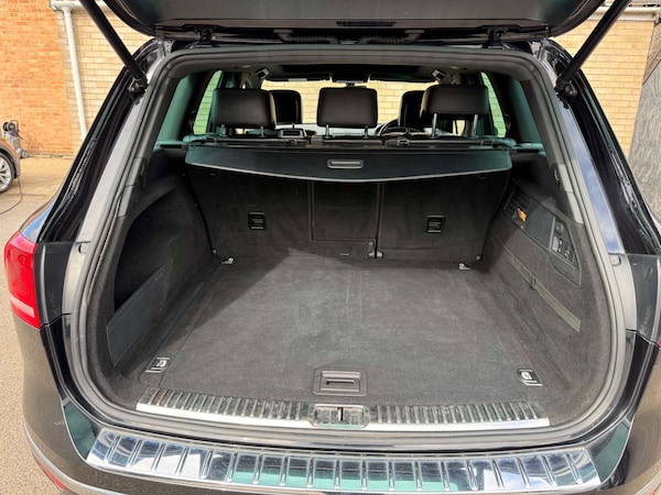 Used Volkswagen Touareg 2018 for sale - 76089433: Photo 43