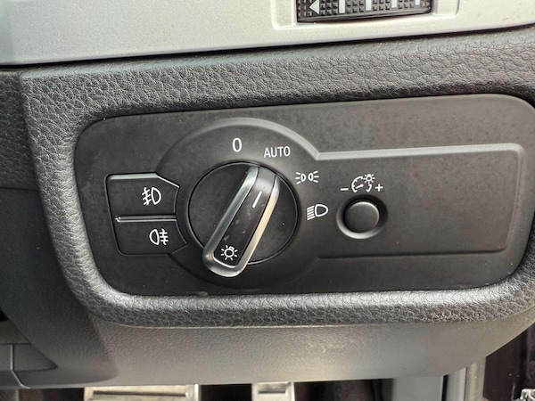 Used Volkswagen Touareg 2018 for sale - 76089433: Photo 50