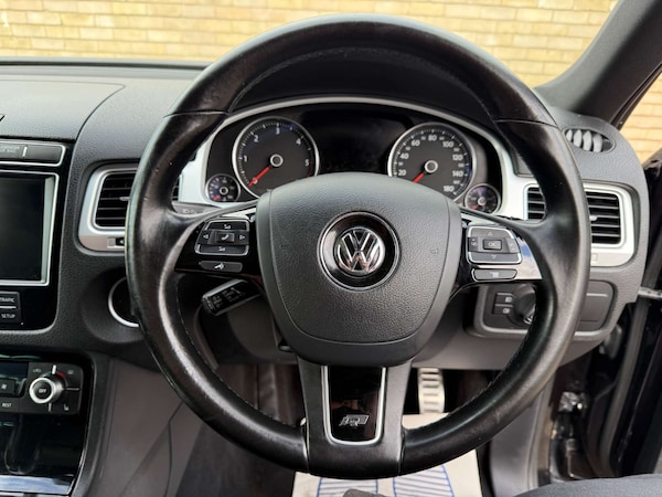 Used Volkswagen Touareg 2018 for sale - 76089433: Photo 53