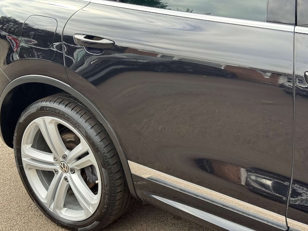Used Volkswagen Touareg 2018 for sale - 76089433: Photo 77
