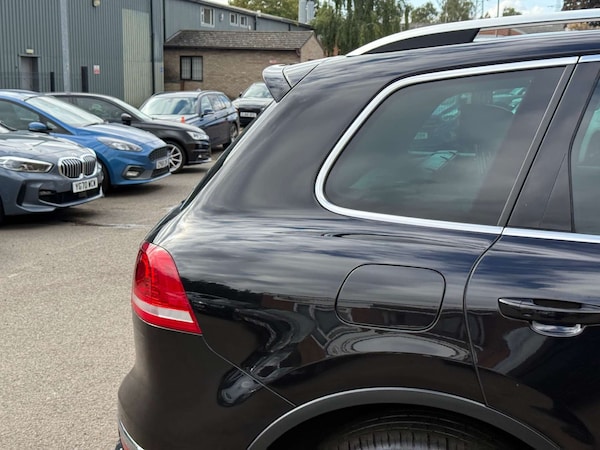 Used Volkswagen Touareg 2018 for sale - 76089433: Photo 79