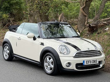 Used MINI Convertible 2011 for sale - 78053119: Photo