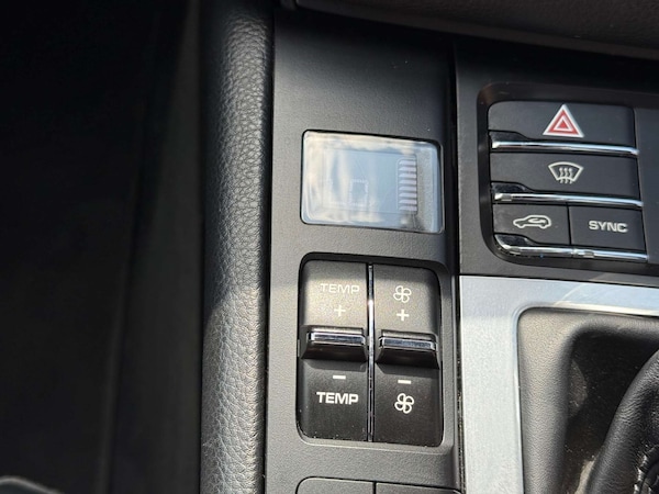 Used Porsche Macan 2017 for sale - 75179484: Photo 63