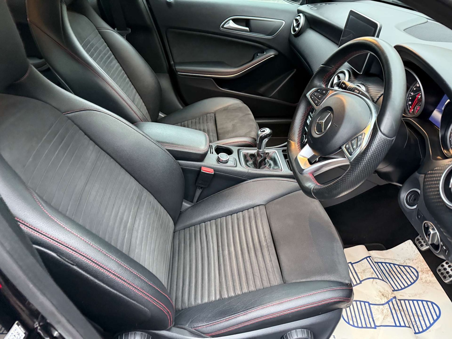 Used Mercedes-Benz A-Class 2015 for sale - 76724014: Photo 11