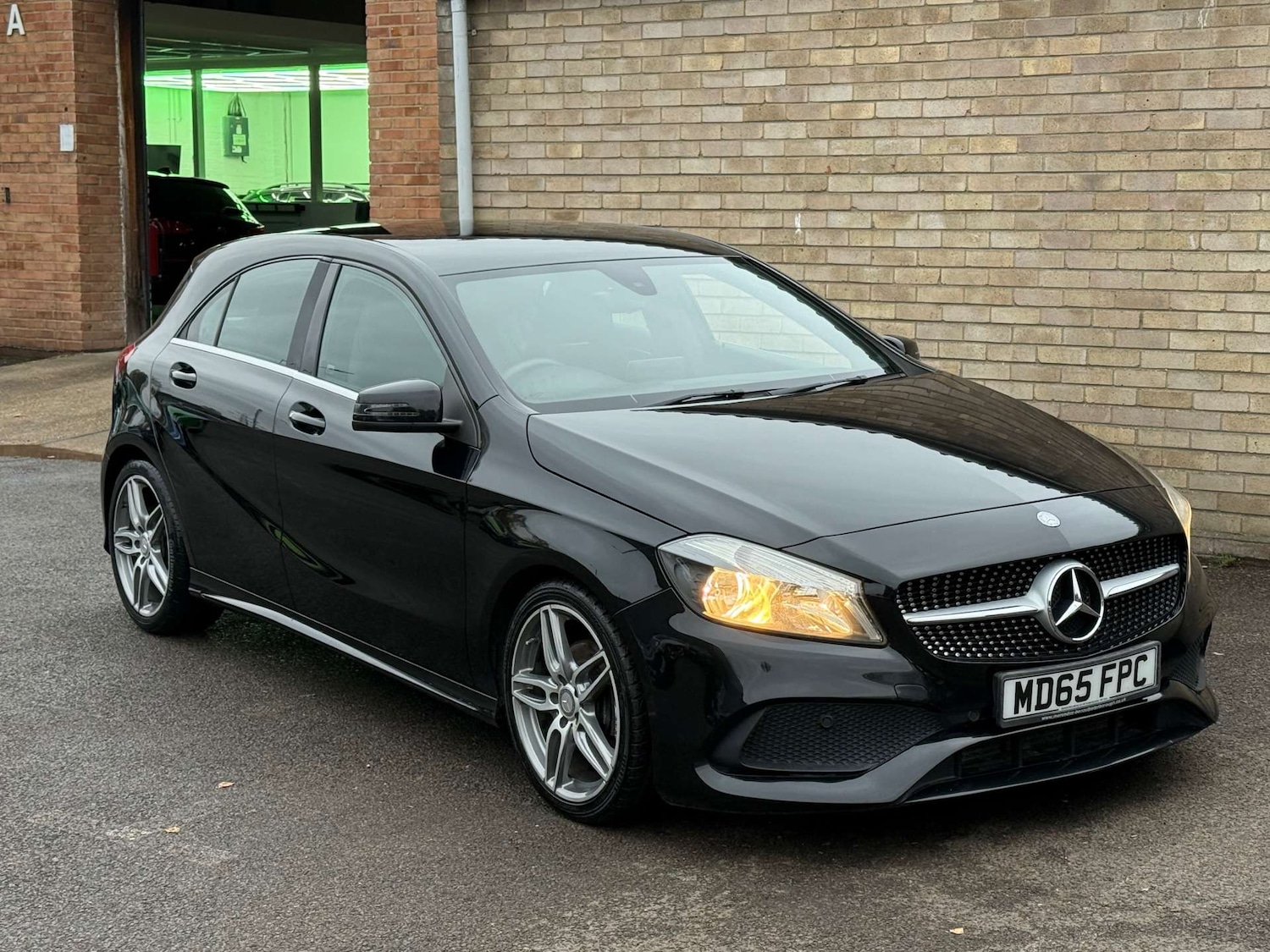 Used Mercedes-Benz A-Class 2015 for sale - 76724014: Photo 4