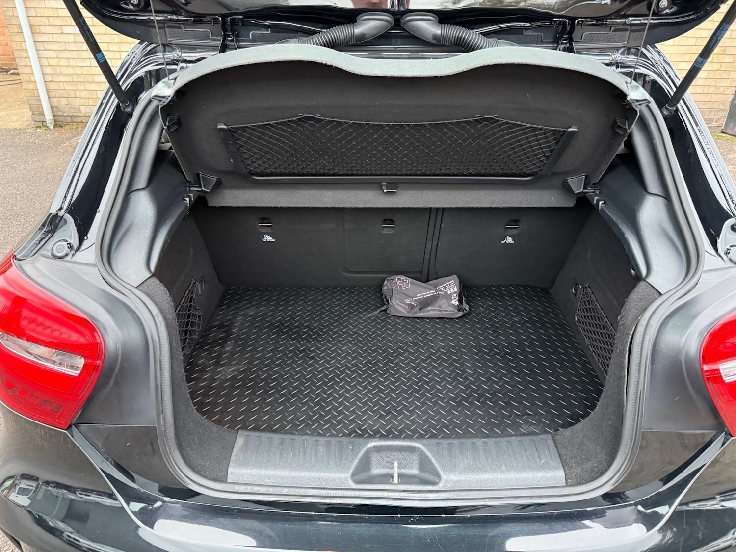 Used Mercedes-Benz A-Class 2015 for sale - 76724014: Photo 41