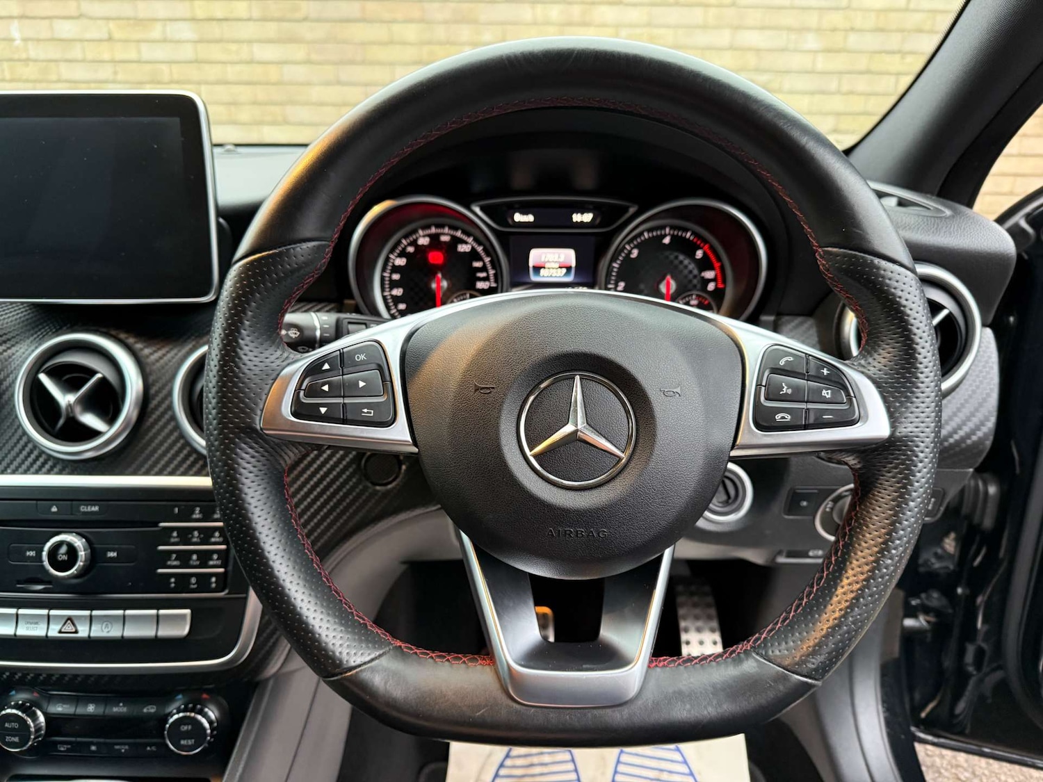 Used Mercedes-Benz A-Class 2015 for sale - 76724014: Photo 46