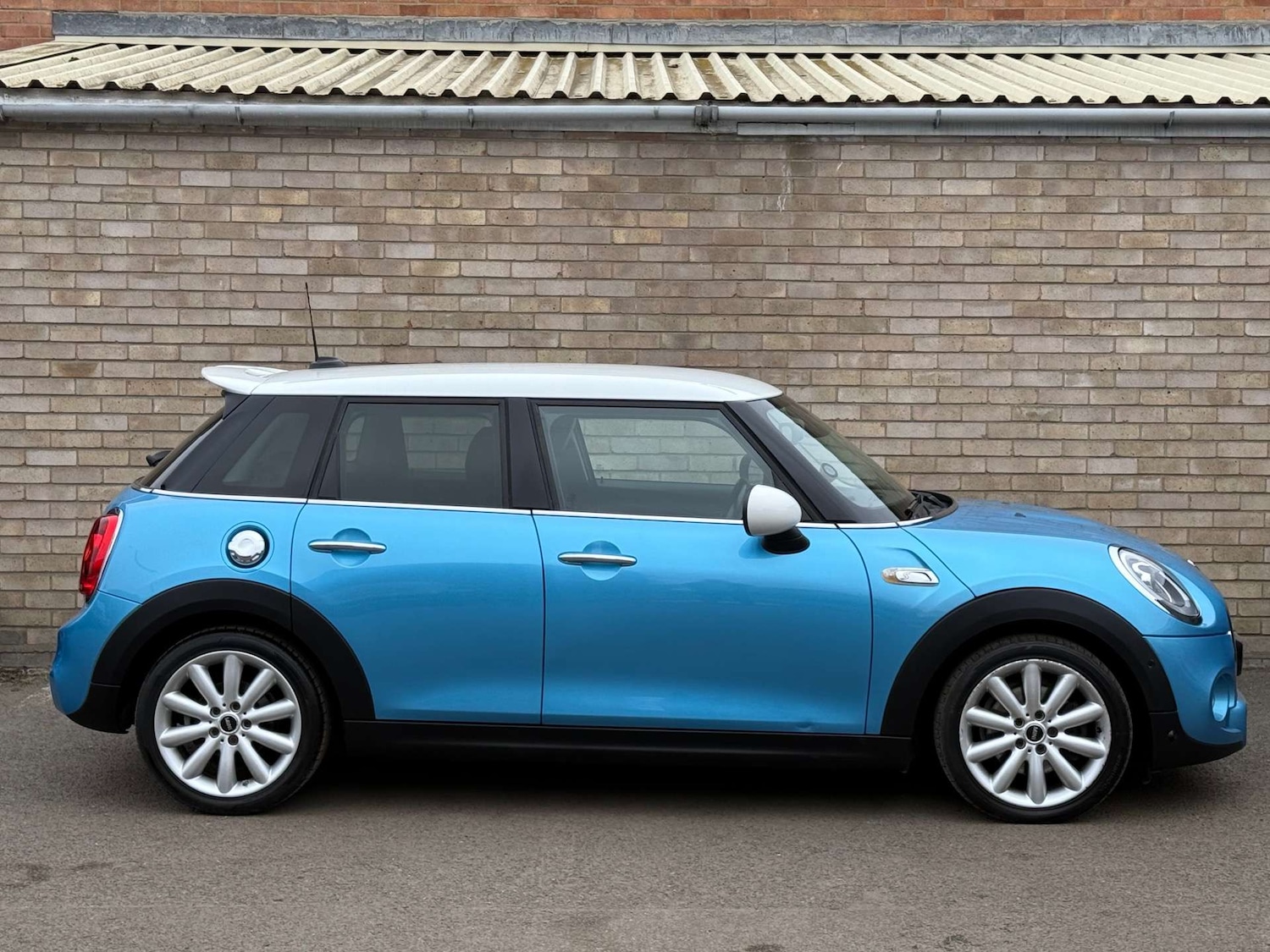 Used MINI Hatch 2015 for sale - 76735830: Photo 11