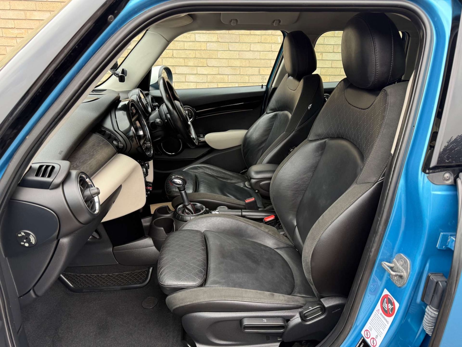 Used MINI Hatch 2015 for sale - 76735830: Photo 19