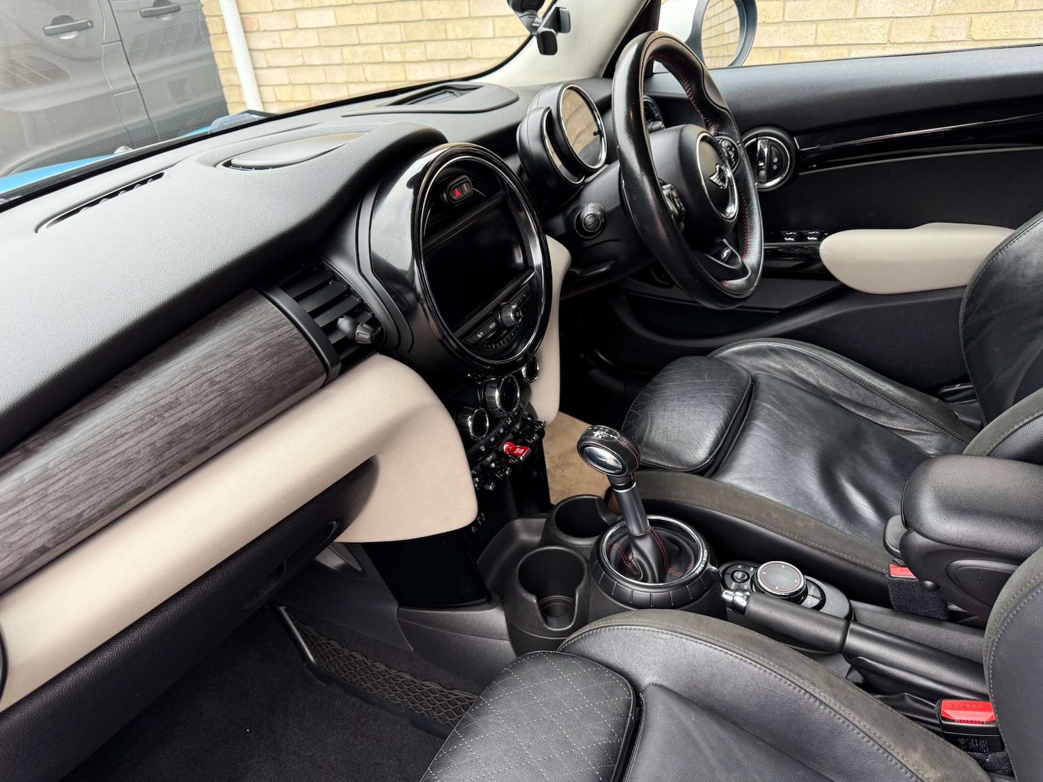 Used MINI Hatch 2015 for sale - 76735830: Photo 3