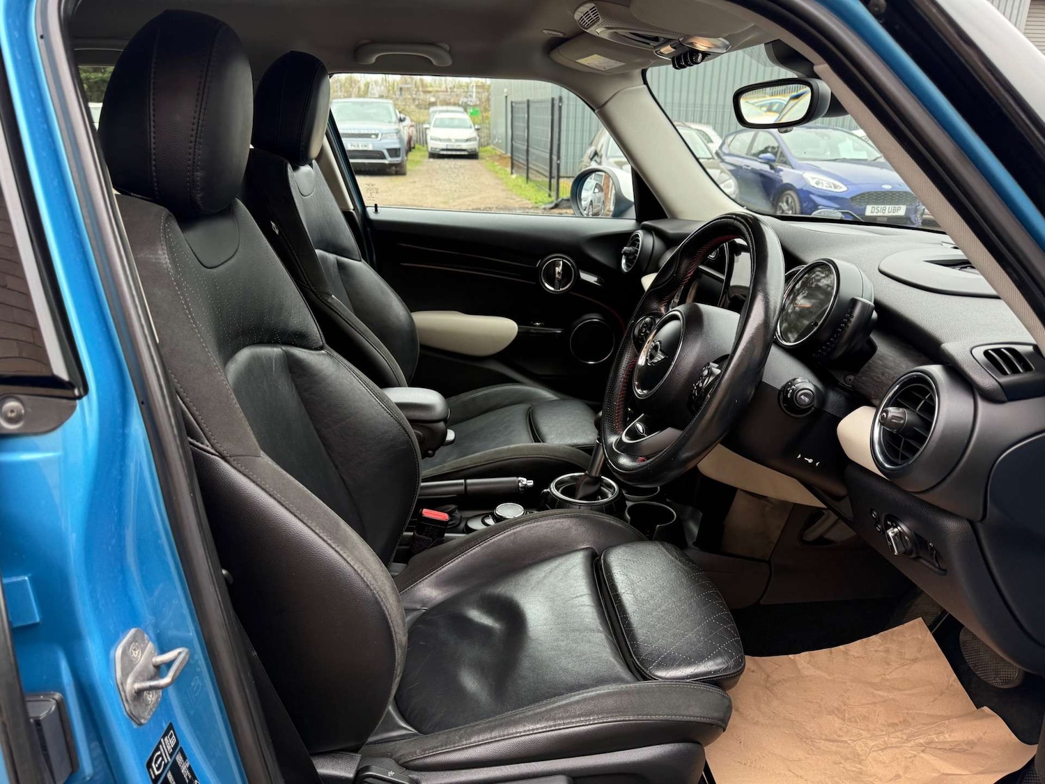 Used MINI Hatch 2015 for sale - 76735830: Photo 9