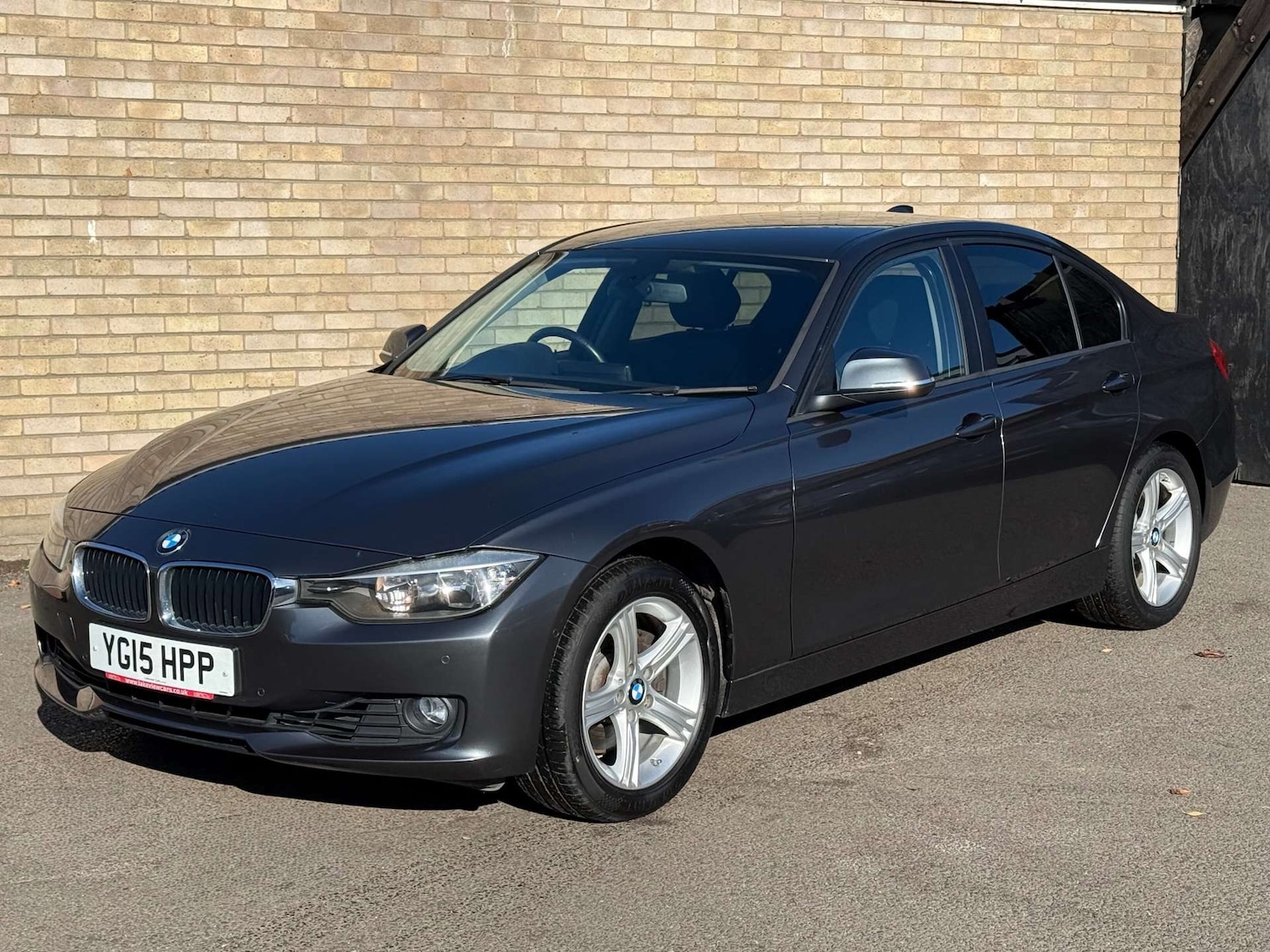 Used BMW 3 Series 2015 for sale - 76366174: Photo 1