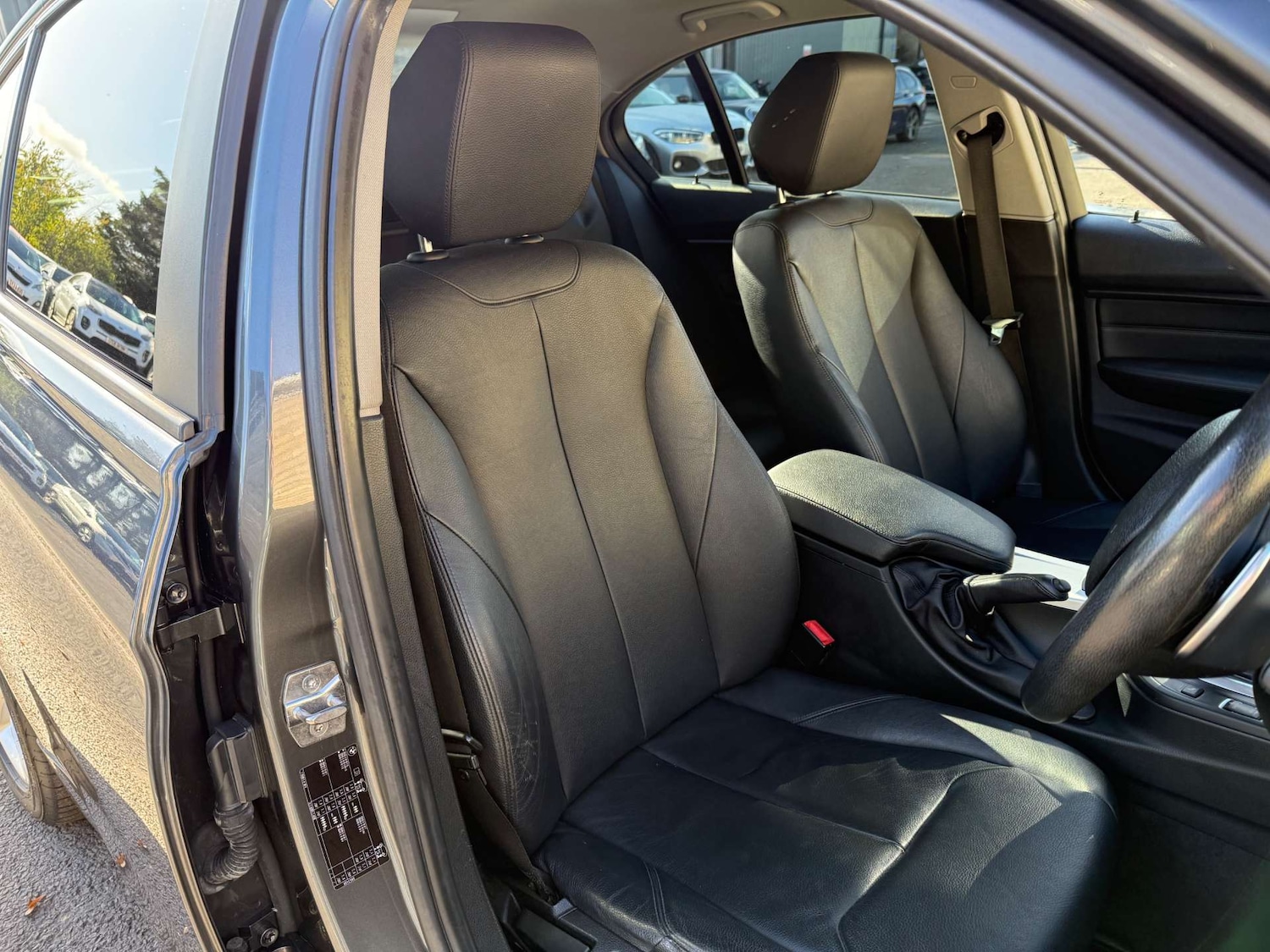 Used BMW 3 Series 2015 for sale - 76366174: Photo 18