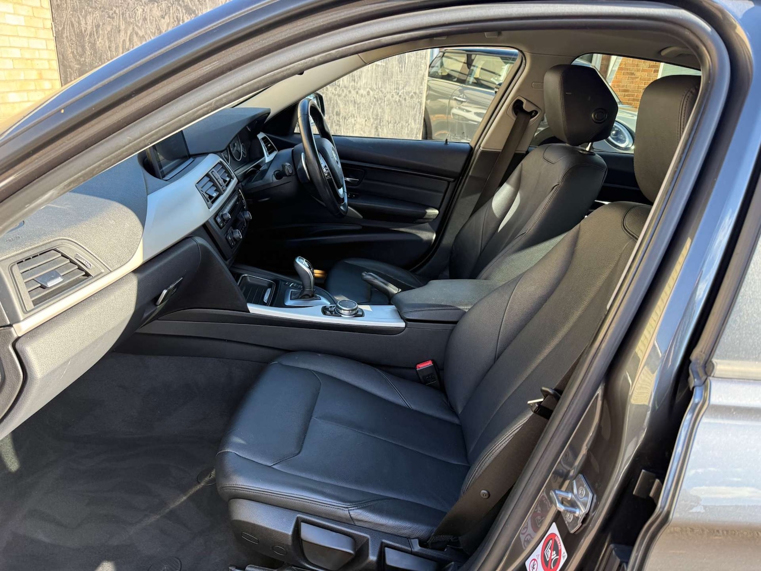 Used BMW 3 Series 2015 for sale - 76366174: Photo 22