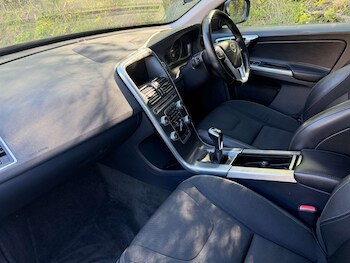 Used Volvo XC60 2015 for sale - 78053124: Photo