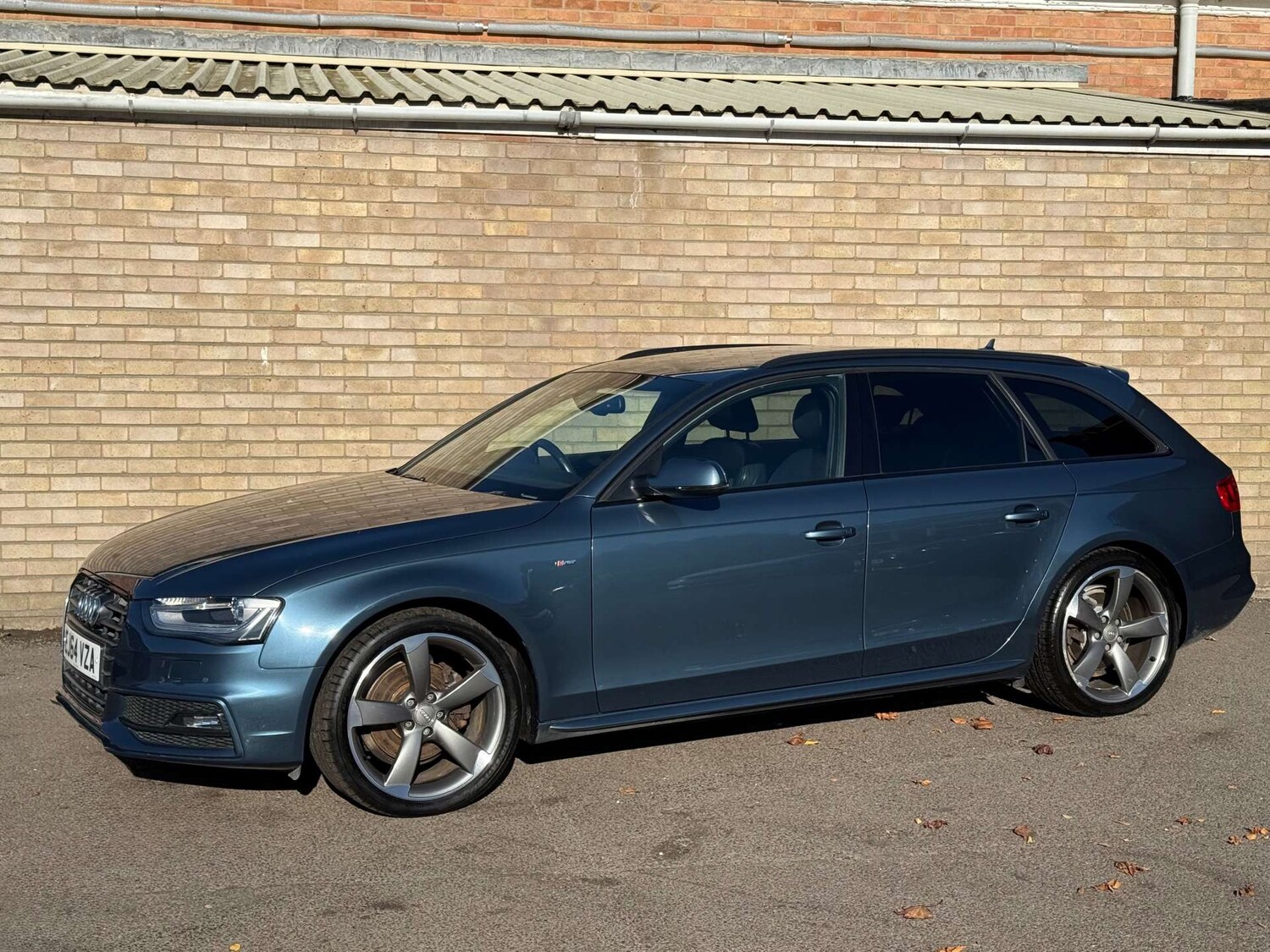 Used Audi A4 2014 for sale - 76366176: Photo 23