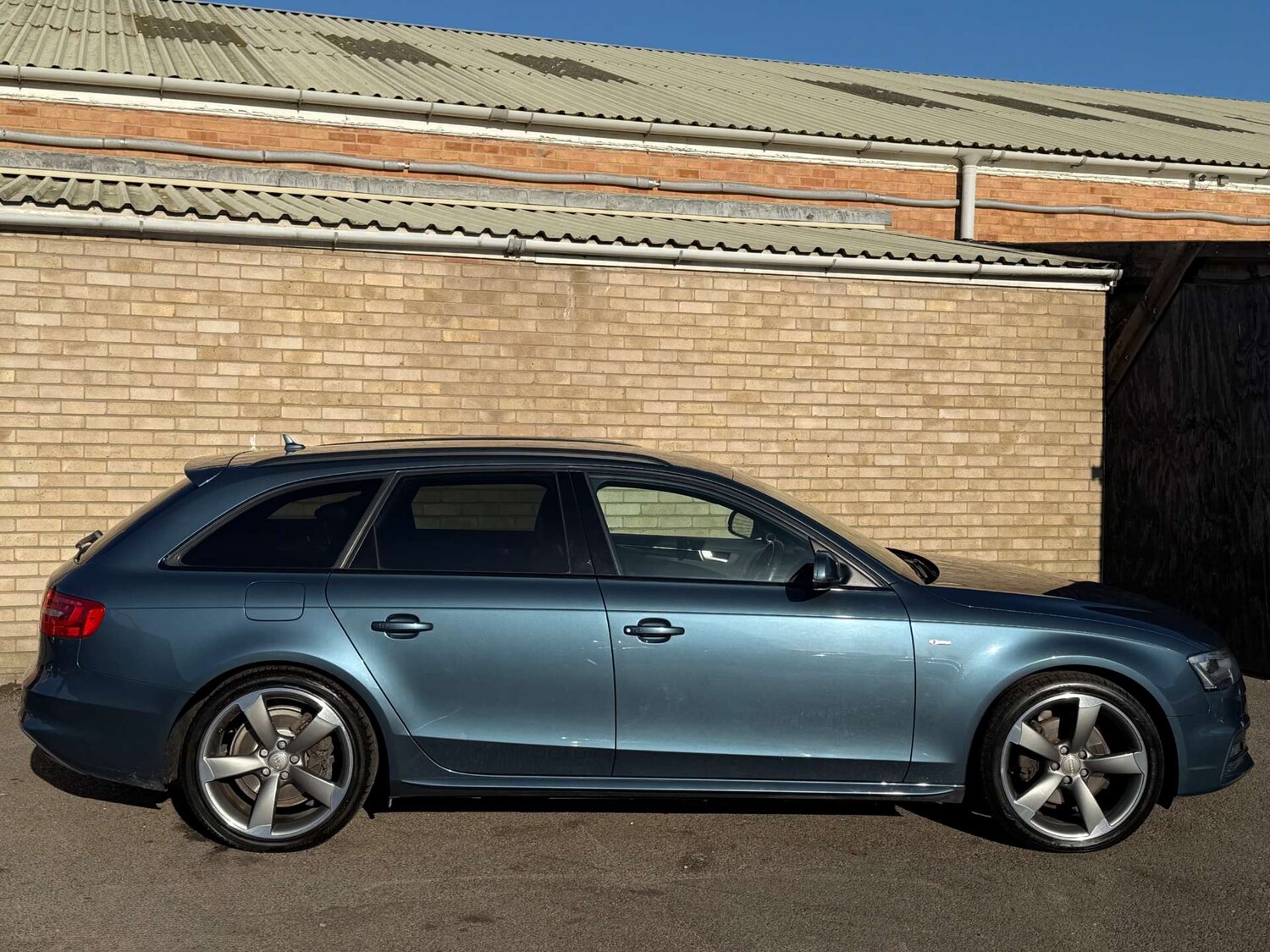Used Audi A4 2014 for sale - 76366176: Photo 37