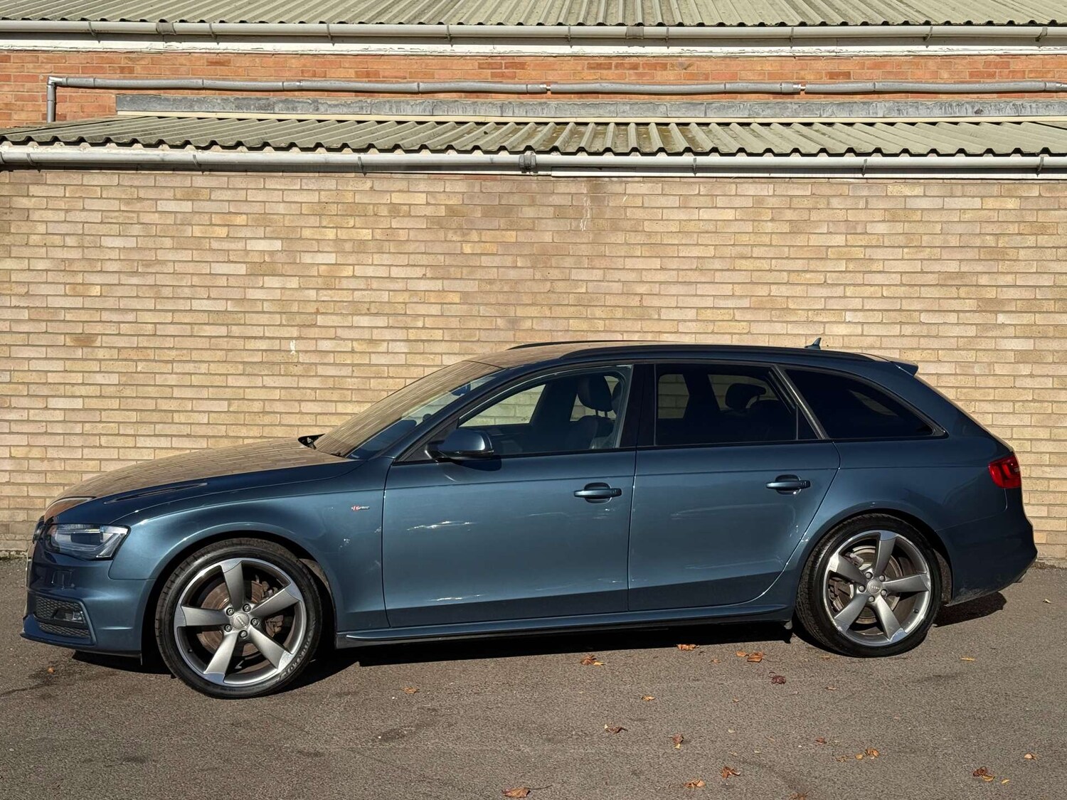 Used Audi A4 2014 for sale - 76366176: Photo 38