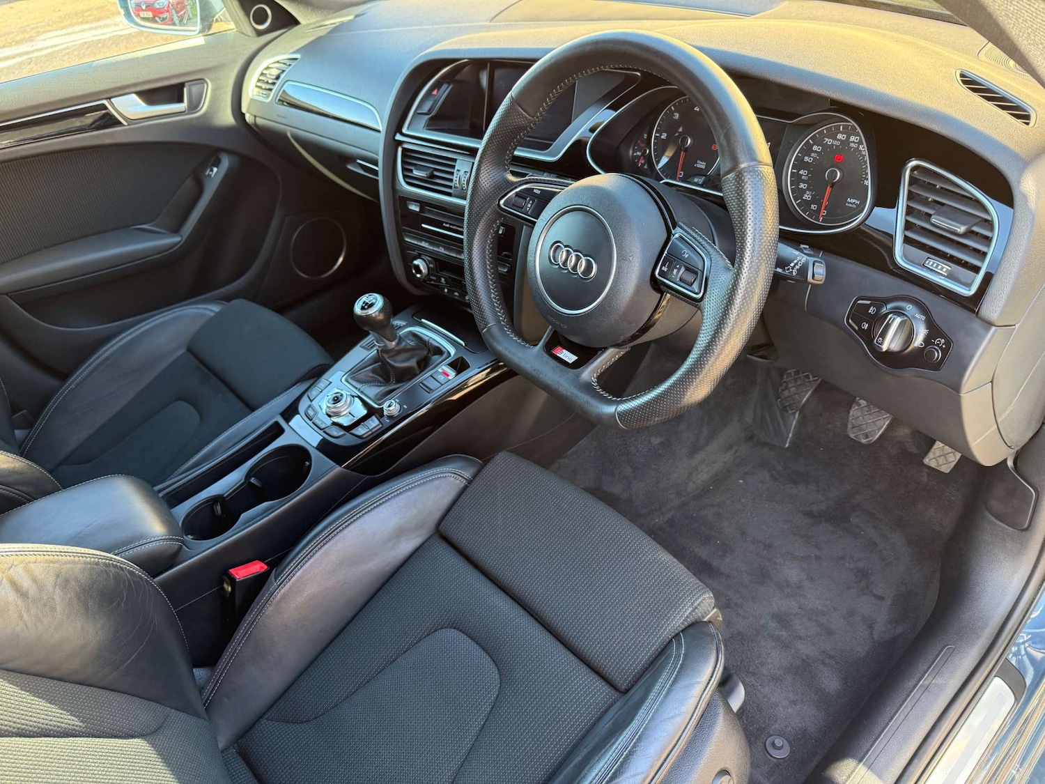 Used Audi A4 2014 for sale - 76366176: Photo 5